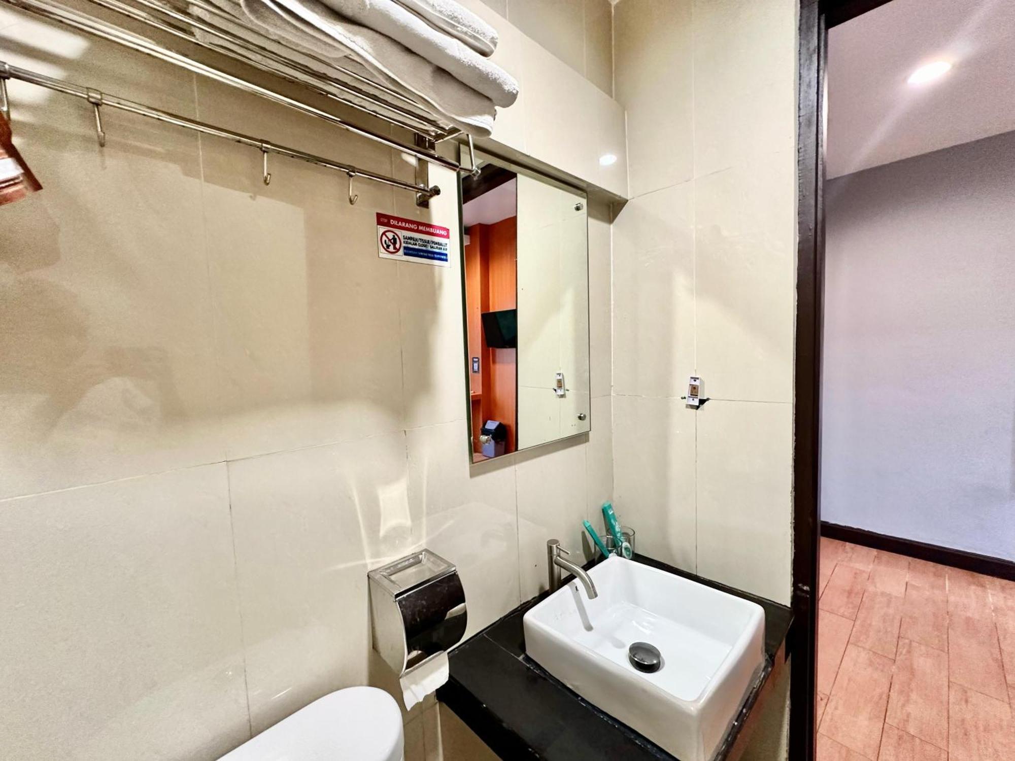 My Home Hotel Pontianak Exteriér fotografie